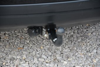 Mitsubishi Outlander 2.2 4×4 SR. voz, 7miestne - 5