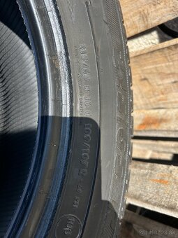 Semperit 215/65/16”C-109/107R - 5