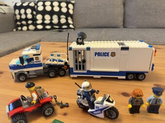 Predám lego Policajný kamión - 5