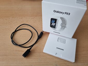 Samsung galaxy fit 3 smart naramok hodinky fitness - 5