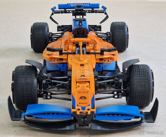 Predám LEGO Technic 42141 McLaren Formula 1 - 5