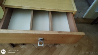 Predám písací stôl, šírka 150 cm , hĺbka 60 cm, výška 74 cm - 5