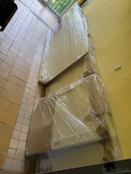 Predám posteľ s úložným priestorom a madracou - 5