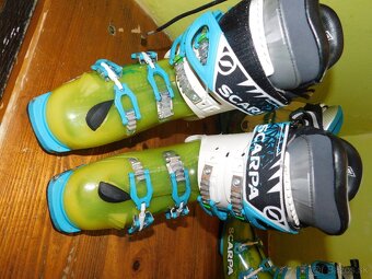 Scarpa č-39,č-40 - 5