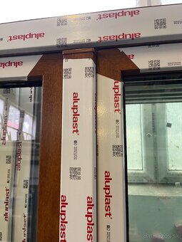 Plastové balkonové dvere 2-krídlové, zlatý dub/biela, nové - 5