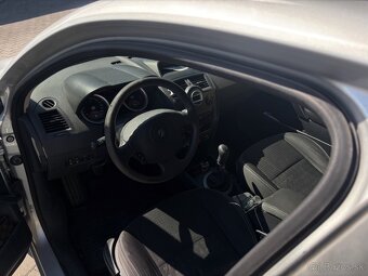 Renault Megane 1.5 dCi, 5st. Manuál - 5