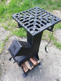 Prenosny zahradny gril Rocket Smart - 5