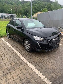 Predám Peugeot 208 1.2 PureTech 2020 búrané - 5