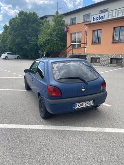 Ford fiesta - 5