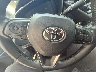 Predám Toyota Corolla - benzin, automat - 5