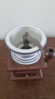 Mlynček na kávu porcelan - 5