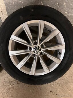 VW Tiguan elektróny R17 5x112 ET43 5N0601025S - 5
