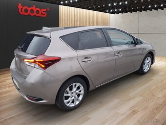 Toyota Auris ACTIVE TREND 1.6 VALVEMATIC 6M/T - 5