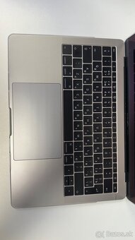 MacBook Pro 13” – 128 GB - 5