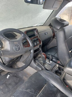 Rozpredám Mitshubishi Pajero 2004 - 5