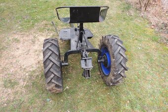 Nosič náradia za malotraktor Tecák - 5