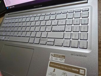 Asus Vivobook 15x plnefunkcny so 16gb ram 512gb ssd diskom a - 5