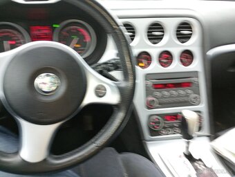 Predám Alfa Romeo 159 sw,1.9jtdm,110kw - 5