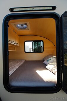 Mini obytny príves / karavan - teardrop trailer - 5