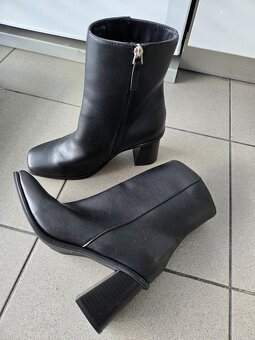 Čierne čižmy vel.39 - 5