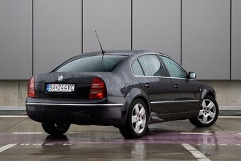 Škoda Superb 2.0 TDI 103kW M6 - 5