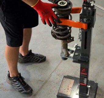 Mechanický sťahovák pružín 1t - 5