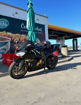 Kawasaki ninja zx-10R - 5