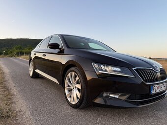 Škoda Superb 2.0TDI rok 2015 140kw - 5