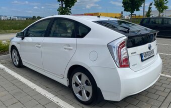 Toyota Prius 1.8 hybrid 2012 - 5