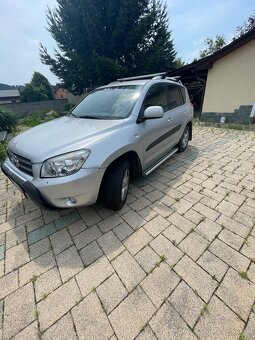 Toyota RAV4 2.2 D-4D - 5