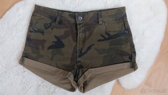 Bershka dámske šortky L - 5