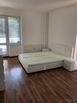 2 izb. byt centrum Košíc, Hlinkova ul., zariadený, balkón - 5
