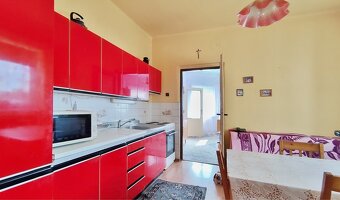 PREDAJ - RODINNÝ DOM S KRÁSNYM POZEMKOM V SEMEROVE - 5