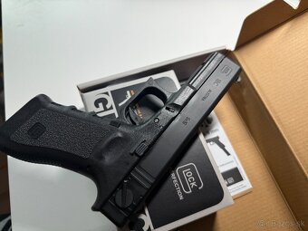 Glock 18C GBB - Green Gas - 5