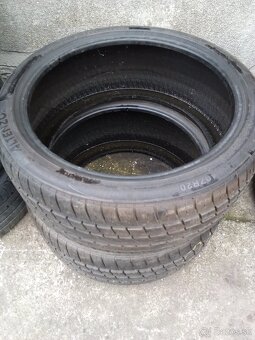 245/40 R20 letné - 5
