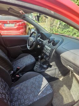 Ford Fiesta 1.4 TDCi Comfort - 5