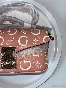 Guess Sauri Crossbody Flap – úplne nová kabelka - 5