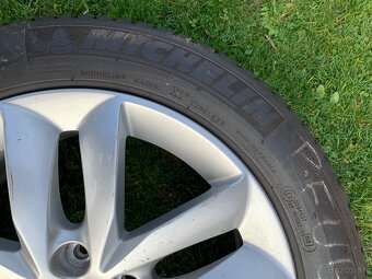 Letné ALU koleso PEUGEOT 5x108 215/55 R17 - 5