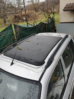 Mazda Demio 1.5 55kW r.v. 2000 - 5