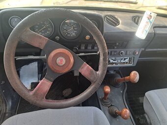Lada Niva 1,6 - 5