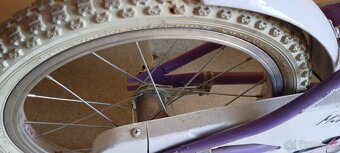 Na predaj krásny 16" dievčenský bicykel - 5