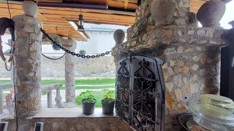 Rodinný dom s pozemkom (1435 m²) na predaj - Slov. Pravno - 5