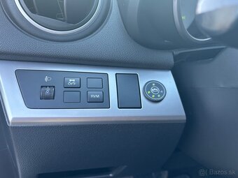 Mazda 3 - 5