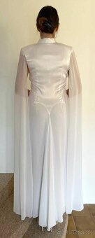 Dlhé spoločenské / svadobné /popolnočné biele šaty zo saténu - 5