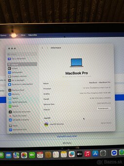 Apple Macbook Pro 13” / 2019 / 8GB / 256 GB - 5