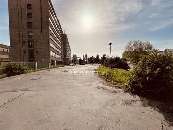 Predaj budovy-Developerský projekt ,,,,,,,,,Zastavaná... - 5