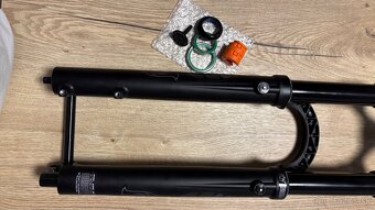 Nová Fox 36 Grip2 150mm + Cane Creek Forty Is41/52 - 5