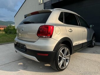 Volkswagen Polo CROSS 1.6TDI - 5
