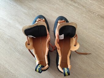 lezecká obuv LA SPORTIVA Mythos Terra - 5