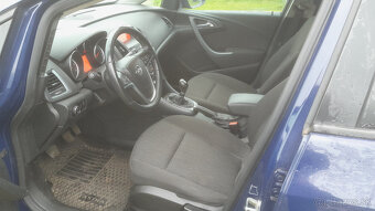 Opel Astra ST (Sports Tourer) 1.7 CDTI BI-XENON r.v.: 201 - 5